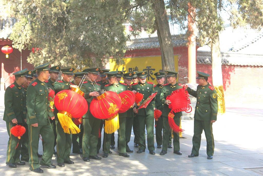 China-Henan-Shaolin-Tempel-Soldaten